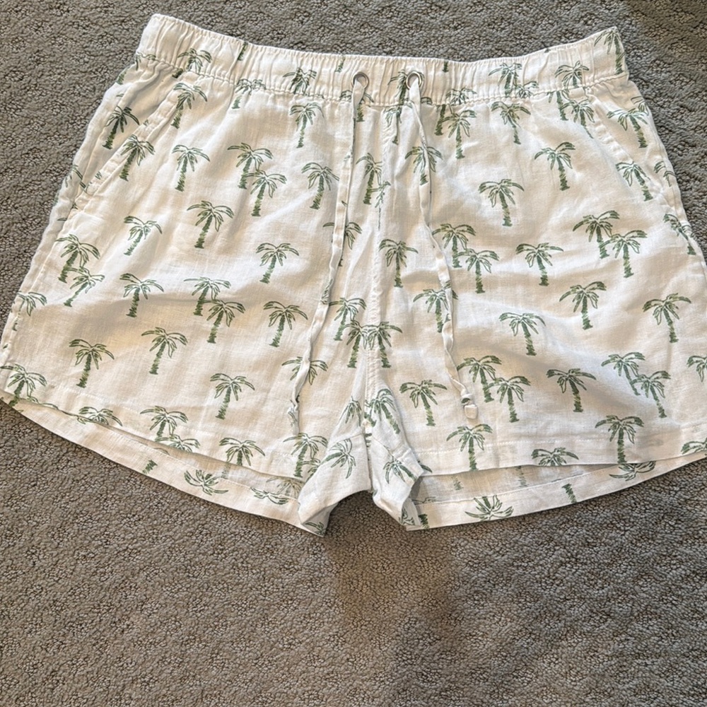 C&C California Linen Shorts with Green Palm Print